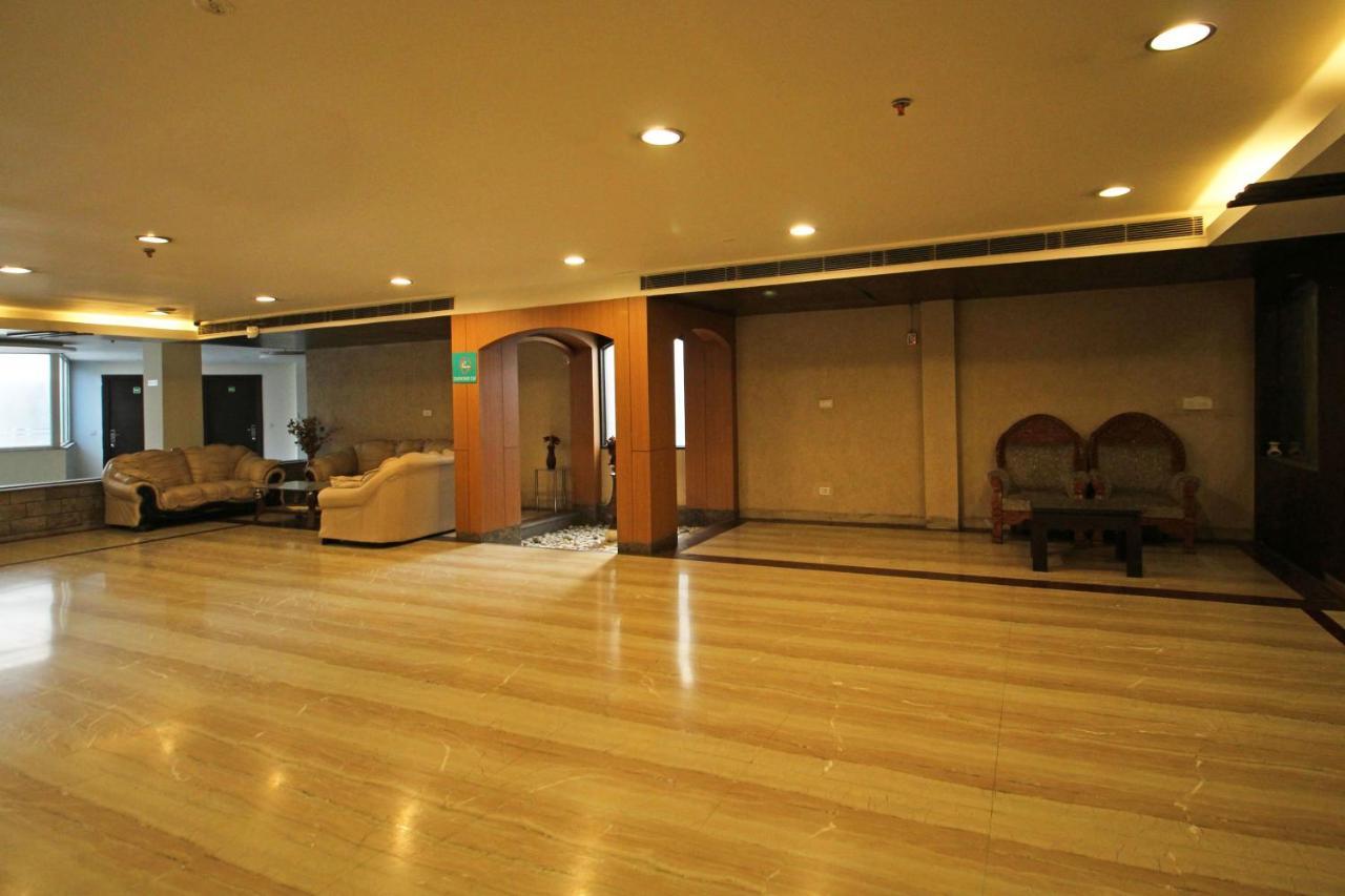 Capital O 7331 Hotel Downtown นิวเดลี ภายนอก รูปภาพ