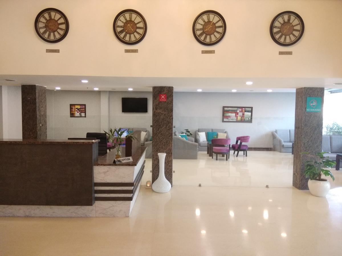 Capital O 7331 Hotel Downtown นิวเดลี ภายนอก รูปภาพ