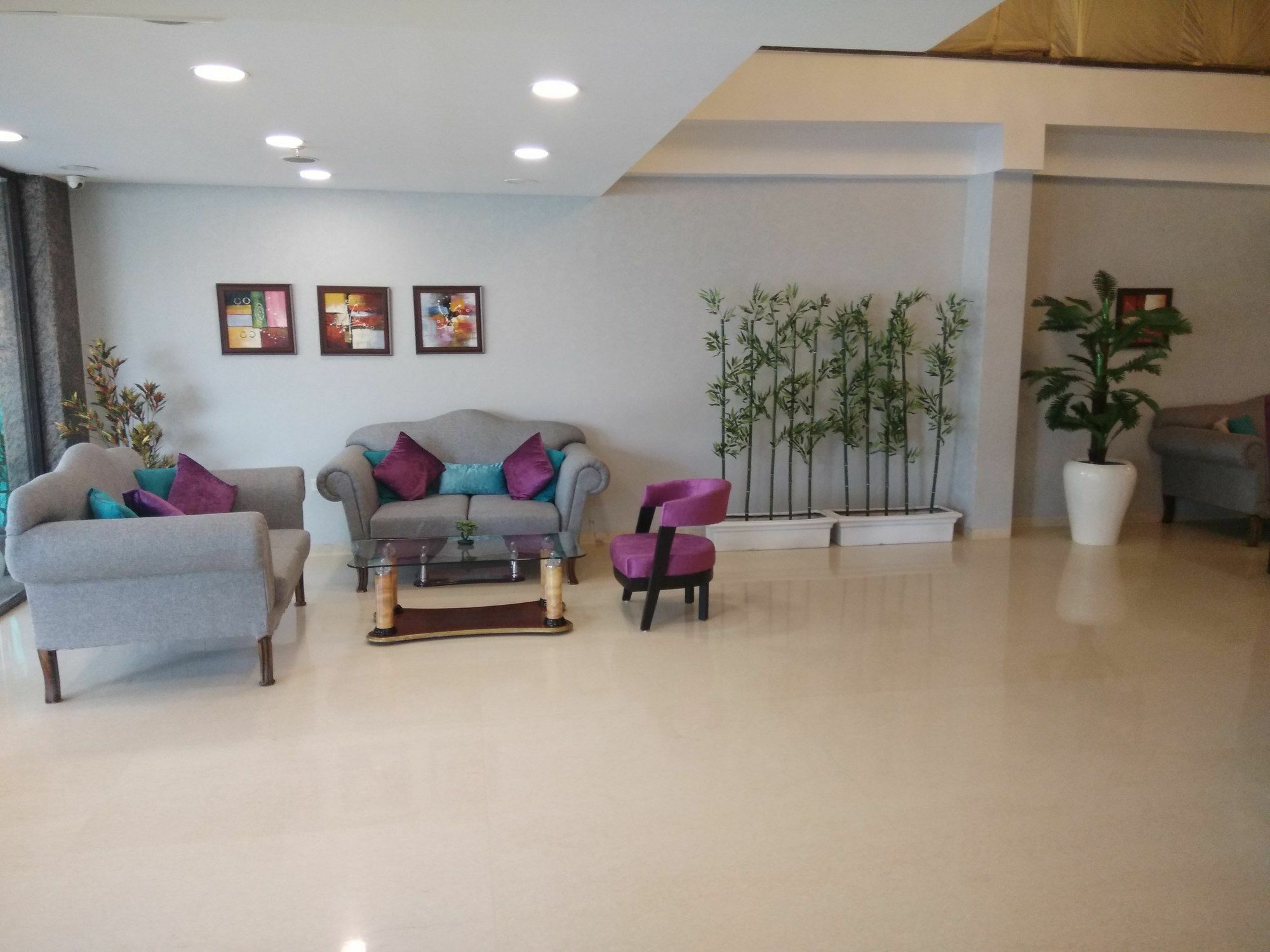 Capital O 7331 Hotel Downtown นิวเดลี ภายนอก รูปภาพ