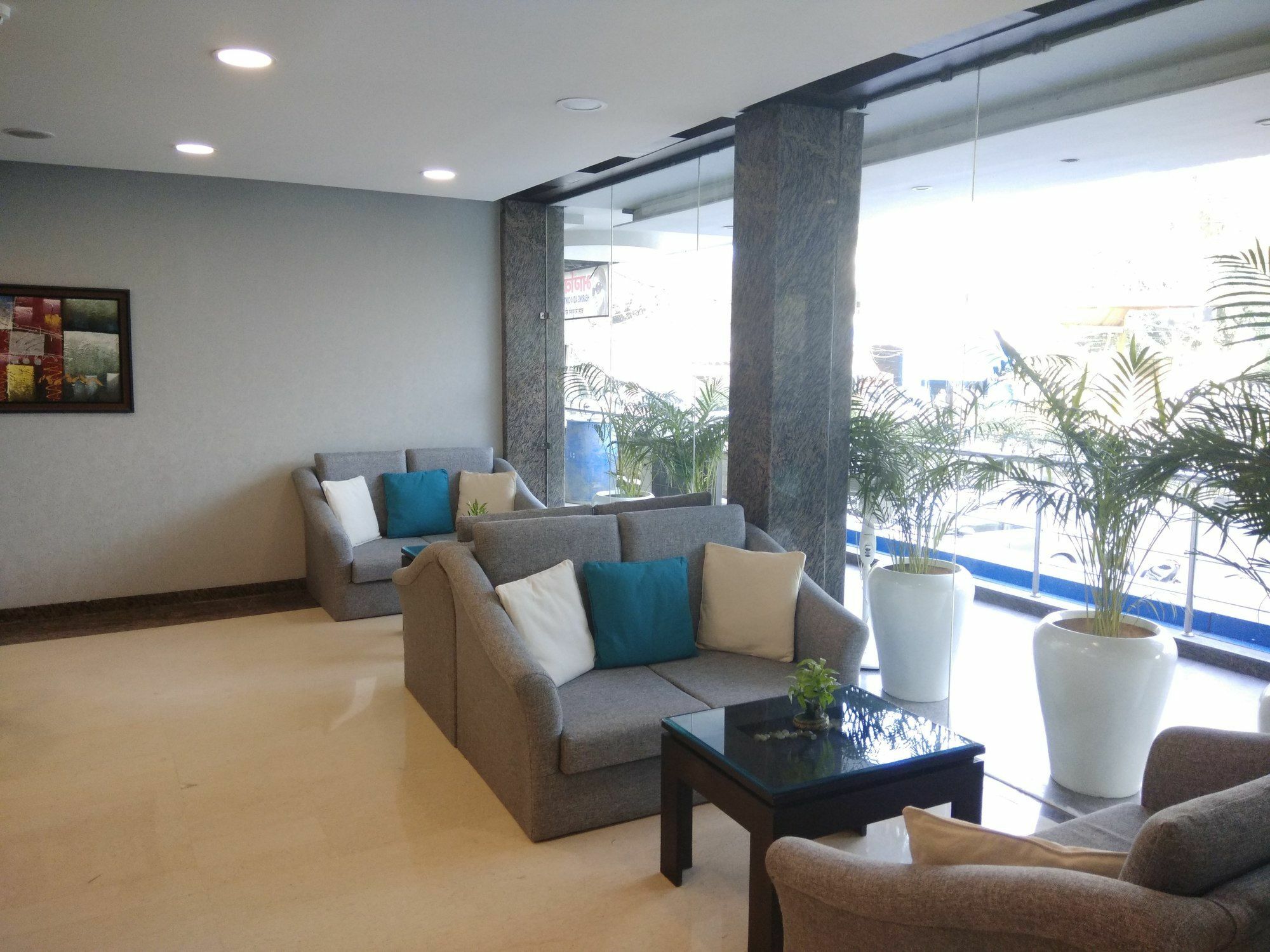 Capital O 7331 Hotel Downtown นิวเดลี ภายนอก รูปภาพ