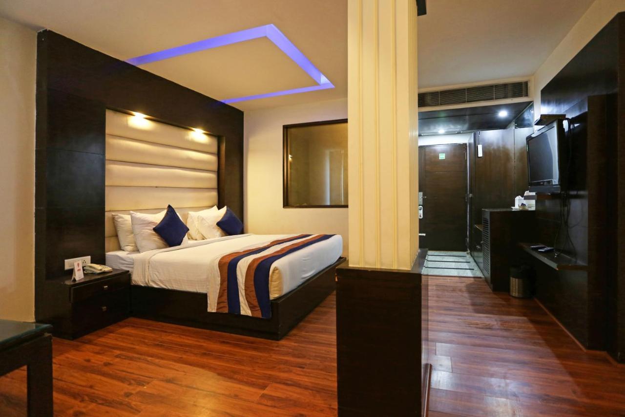 Capital O 7331 Hotel Downtown นิวเดลี ภายนอก รูปภาพ