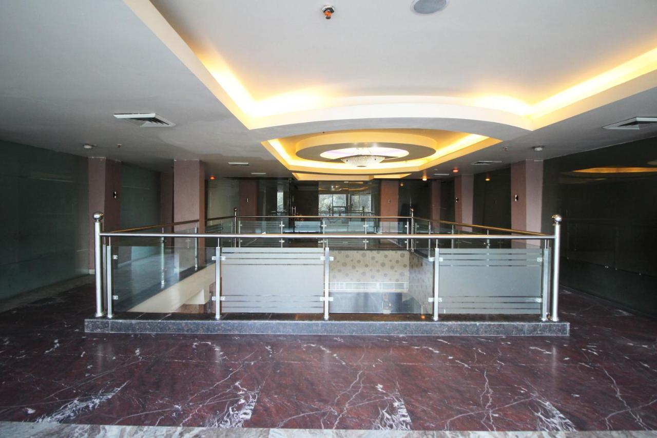 Capital O 7331 Hotel Downtown นิวเดลี ภายนอก รูปภาพ