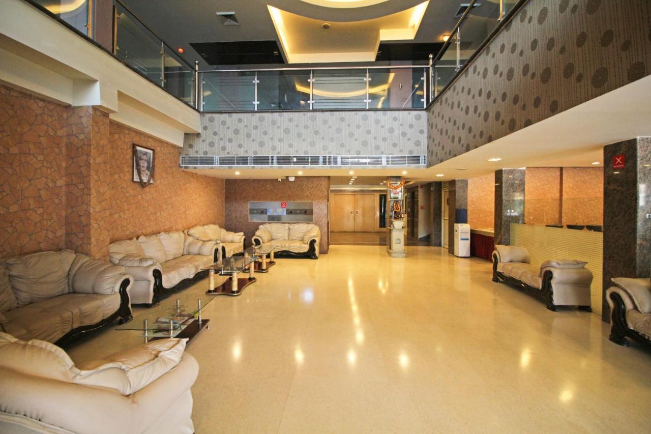 Capital O 7331 Hotel Downtown นิวเดลี ภายนอก รูปภาพ